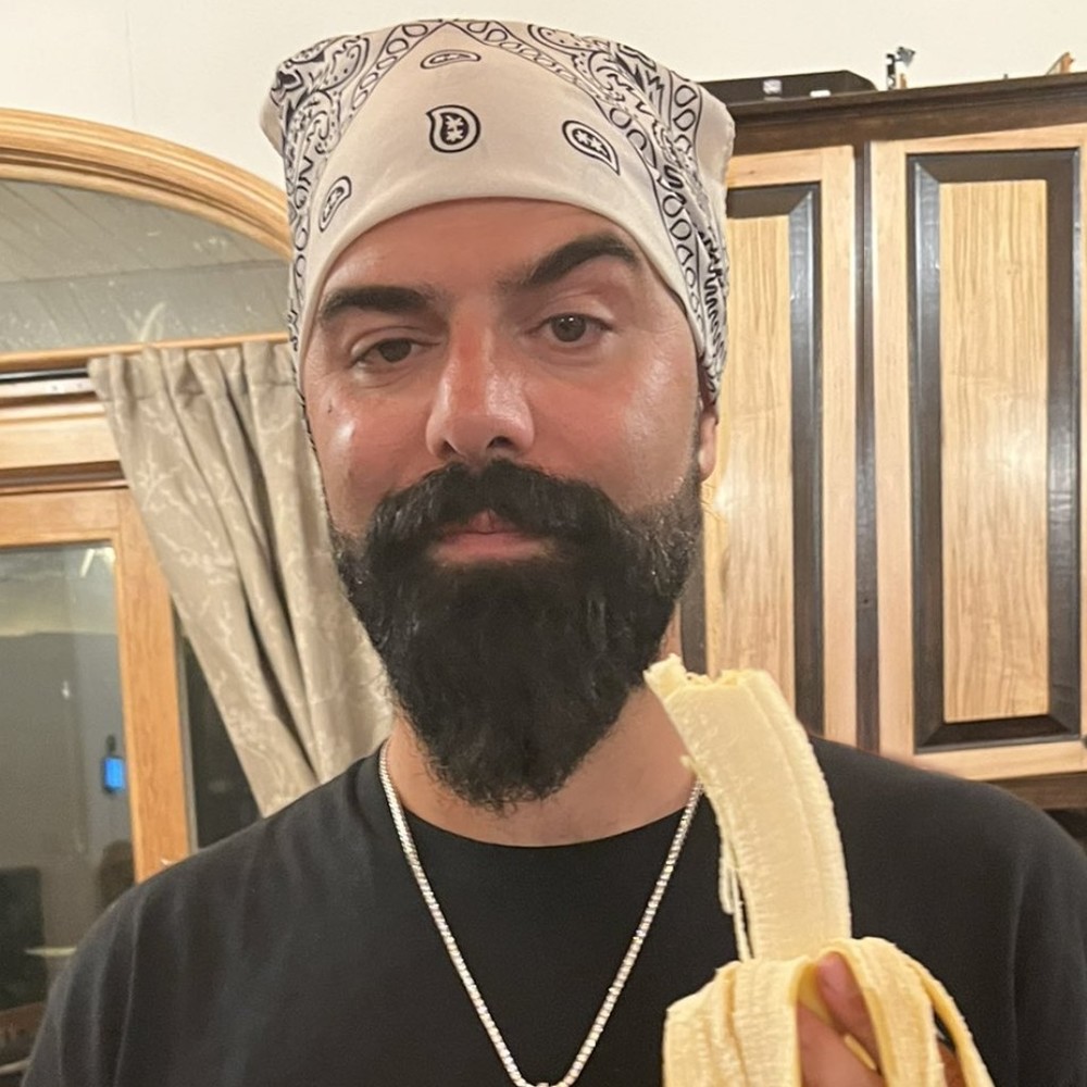 Meet your Posher, Chicken